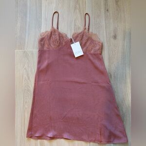 Storia Women's Satin Lace Chemise - Mauve